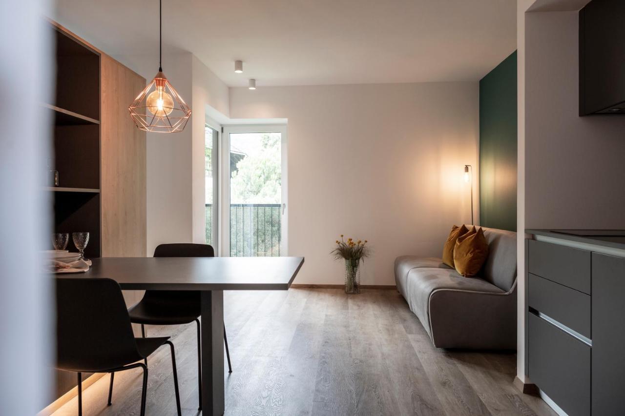 Sambucus Apartments -Premium Apartments For You And Your Dog Lana Ngoại thất bức ảnh