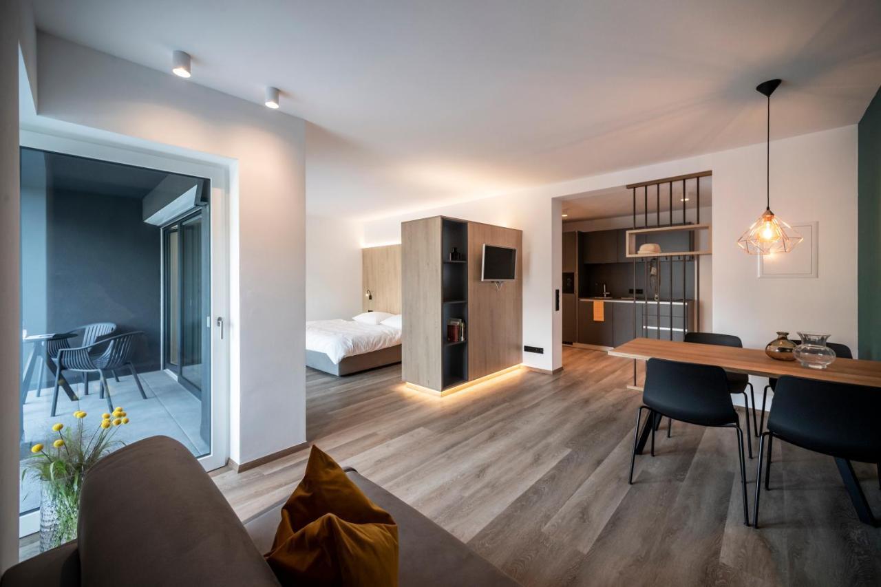 Sambucus Apartments -Premium Apartments For You And Your Dog Lana Ngoại thất bức ảnh