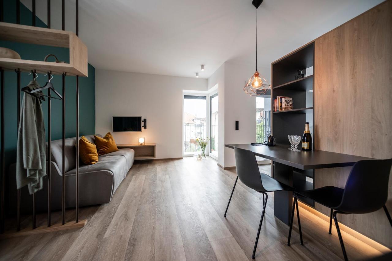 Sambucus Apartments -Premium Apartments For You And Your Dog Lana Ngoại thất bức ảnh